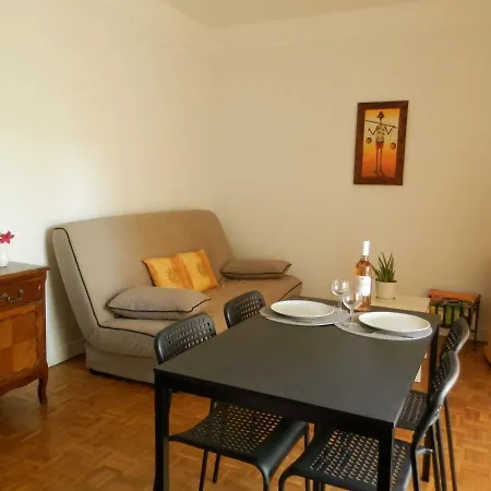 Les Pins . 2 P Calme Et Terrasse Apartment Nice Exterior photo